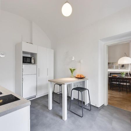 City Center Apartment With Parking 류블랴나 외부 사진