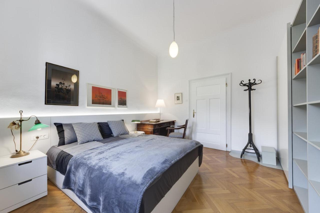 City Center Apartment With Parking 류블랴나 외부 사진