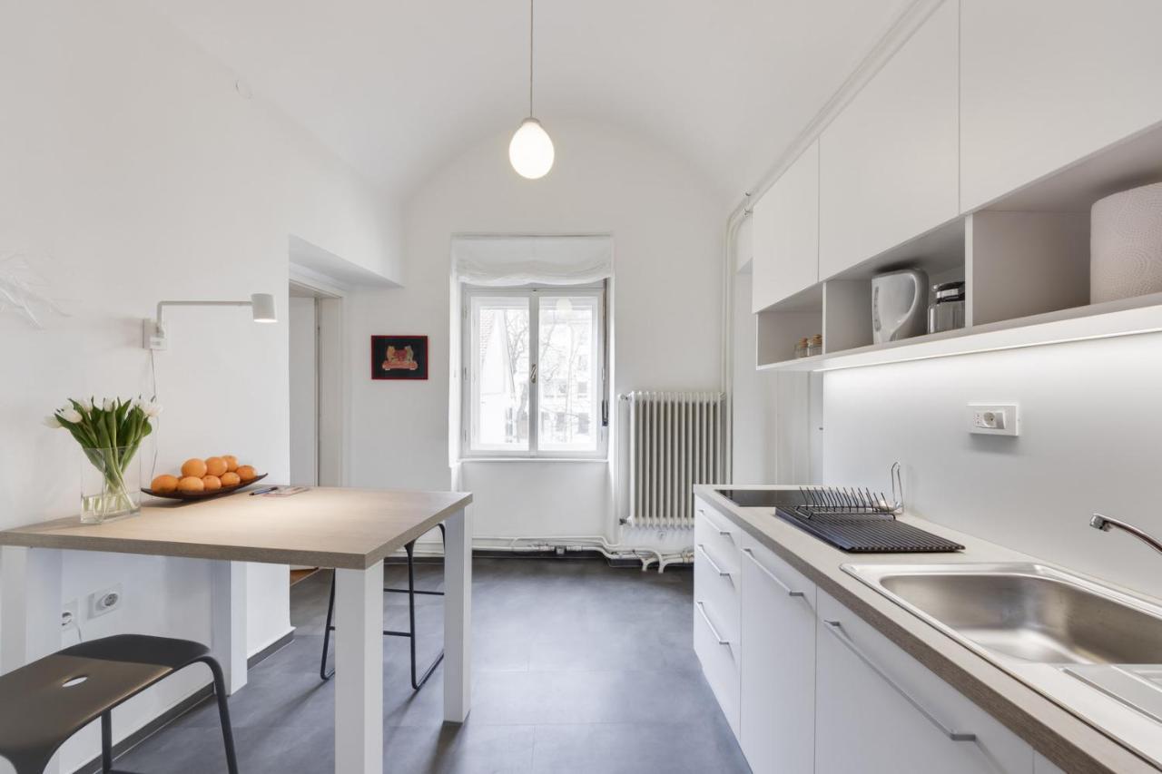City Center Apartment With Parking 류블랴나 외부 사진