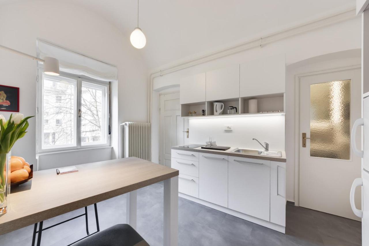City Center Apartment With Parking 류블랴나 외부 사진